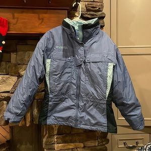 Women’s Columbia ski jacket